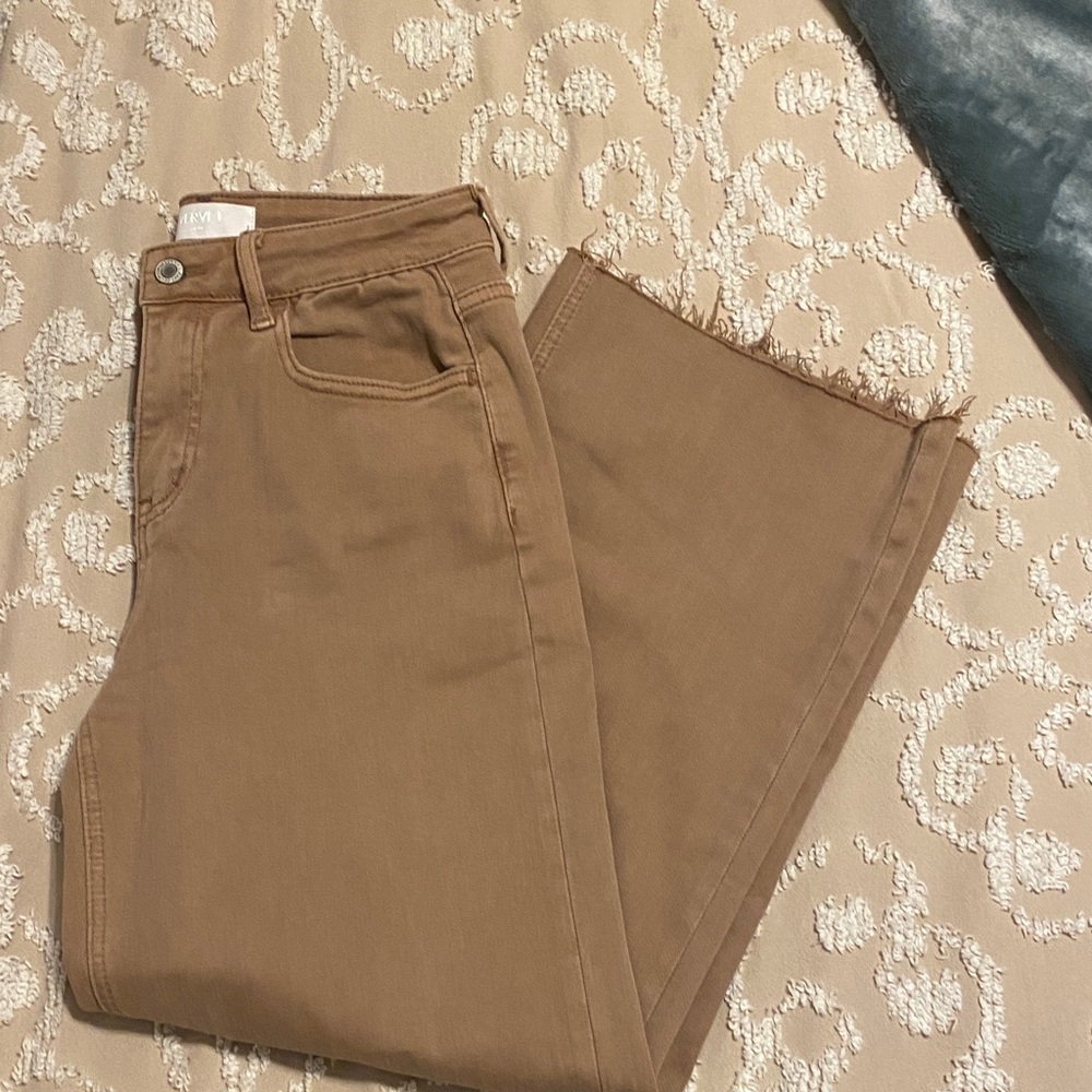 Mocha Wide-Leg  cropped Jeans